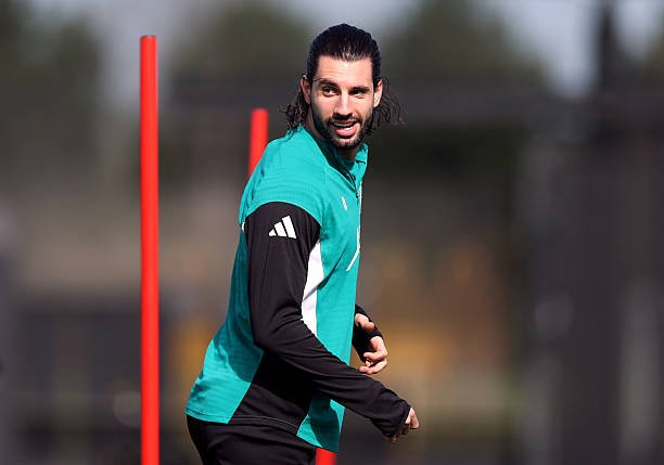 伊萨克或参与季前热身赛但复出时间待定