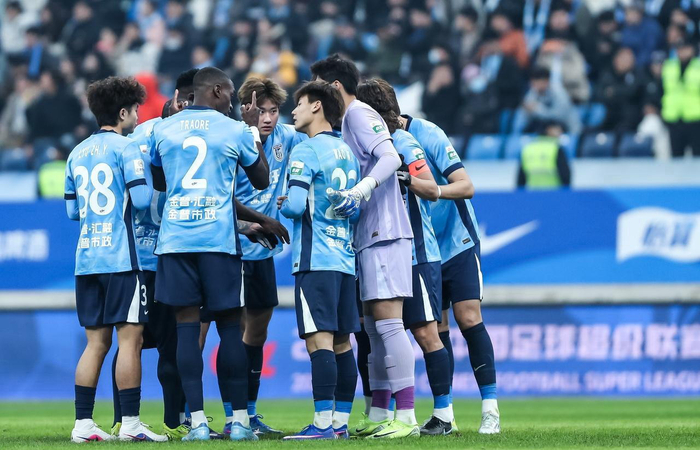 大连英博客场迎战山东泰山 毛伟杰状态成关键对