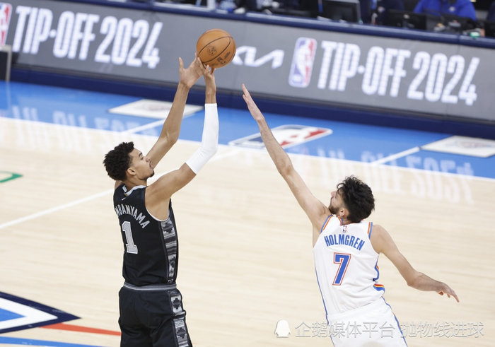 文班亚马崛起成马刺新门面 预示未来十年冠军之