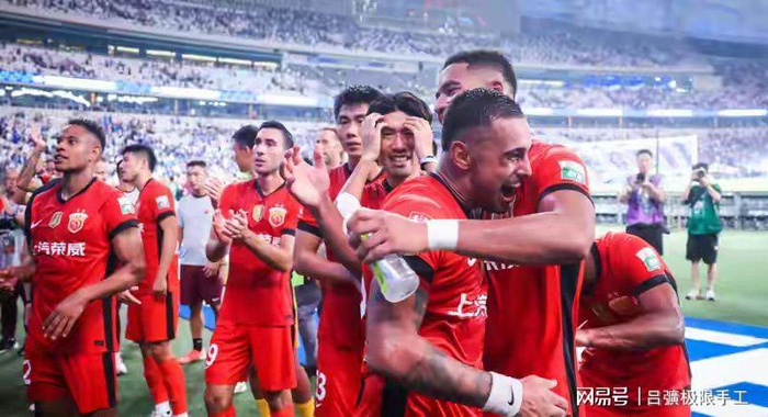 上海海港信心危机：关键战能否重建秩序与实力