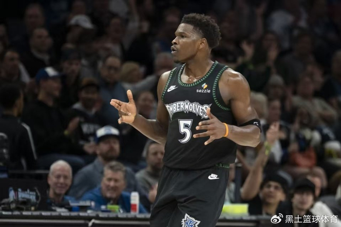 爱德华兹复出迟到仍助森林狼大胜，多森姆创纪