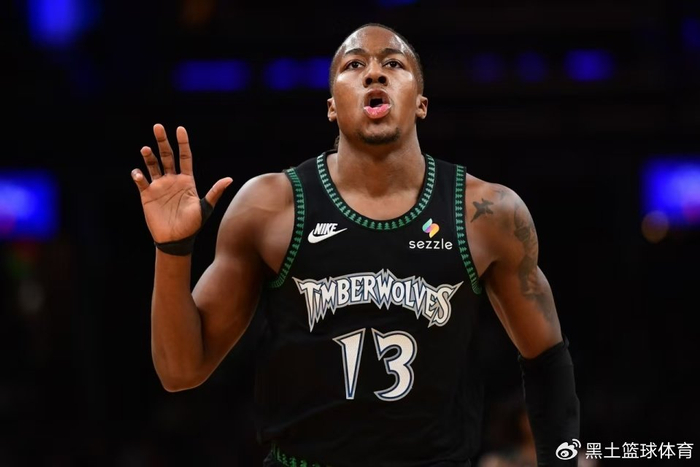 爱德华兹复出迟到仍助森林狼大胜，多森姆创纪