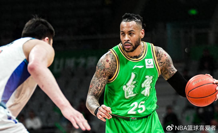 上海队锁定常规赛冠军，