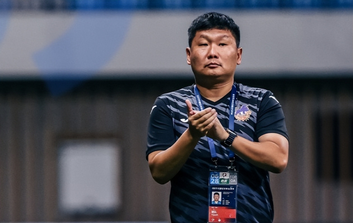 重庆铜梁龙德比战失利 年轻阵容展锋芒