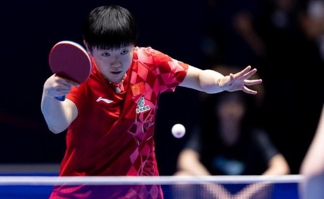 中国女乒速胜瑞典锁定八强 孙颖莎三局速胜助队